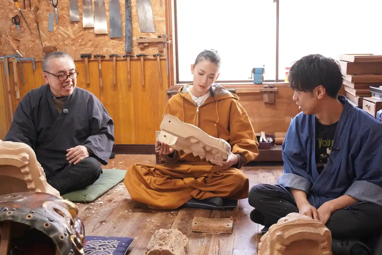 【ＢＳ日テレ】 【ＢＳ日テレ】冨永愛が獅子舞に初挑戦！石川県に唯一残る加賀獅子頭の工房を訪問