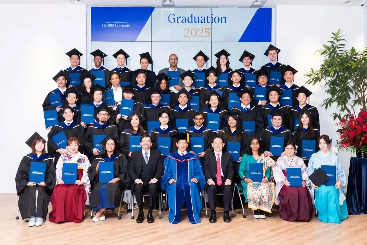 グロービス経営大学院、全日制英語MBAプログラム2025年度卒業式を挙行　20カ国44名の卒業生を輩出
