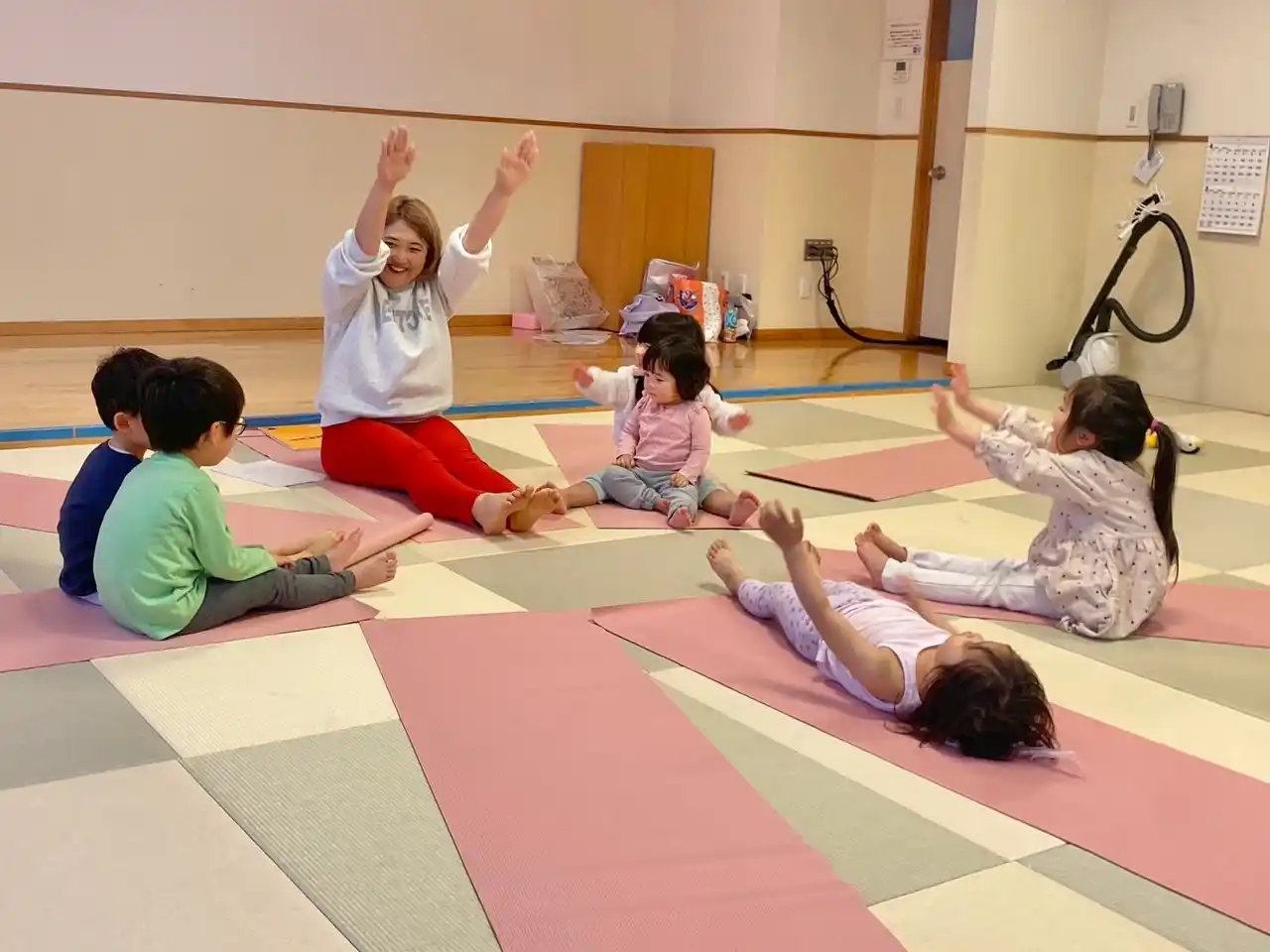 【ランスタッド】 社員が就業時間中に親子で参加する夏休み社内オンラインイベントを開催ワーキング・ペアレンツが企画　親の会社について楽しく学ぶ機会を提供