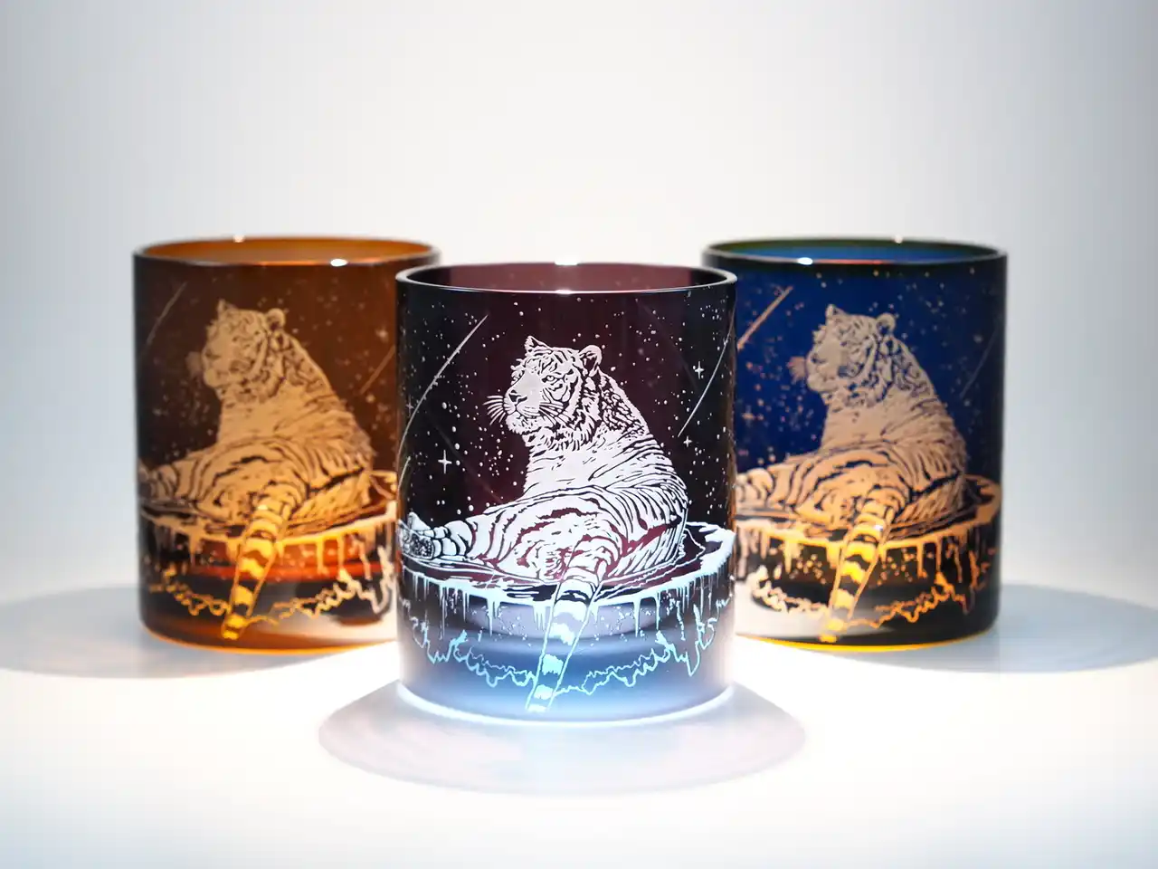 ⑮星詠み虎 ロックグラス(22000円税込）.JPG