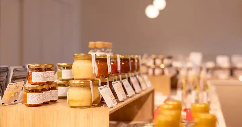 SHOP