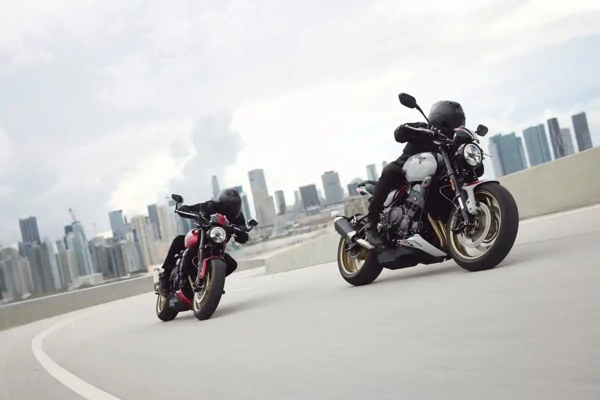【トライアンフモーターサイクルズジャパン株式会社】 トライアンフから、全く新しい「Trident 800」が登場!!