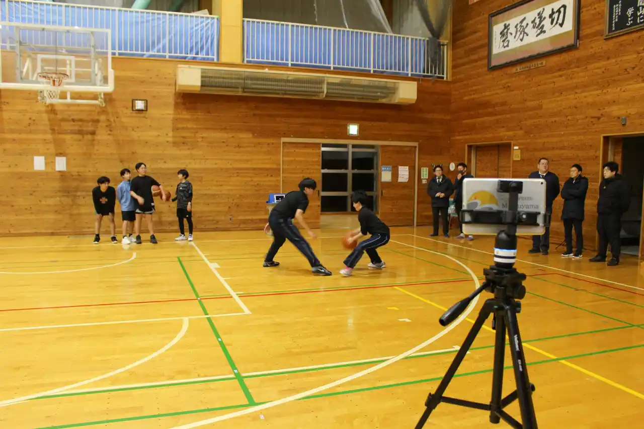 【ＫＮＴ-ＣＴ　ＨＤ】 【開催レポート】長野県×近畿日本ツーリスト　部活動の地域展開に向け、「オンラインクラブ活動」実証スタート！　地元プロチームが指導する「オンラインバスケ部」の活動を公開しました