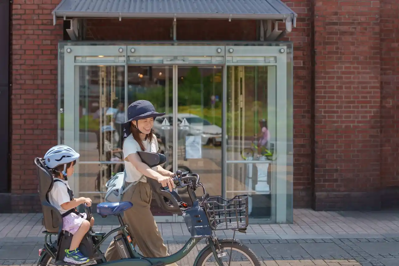 【株式会社マグクルーズ】 女性のための「おしゃれにかぶれる安全ヘルメット」、MagRideから毎日にそっと寄り添う自転車ヘルメットの新定番が登場！