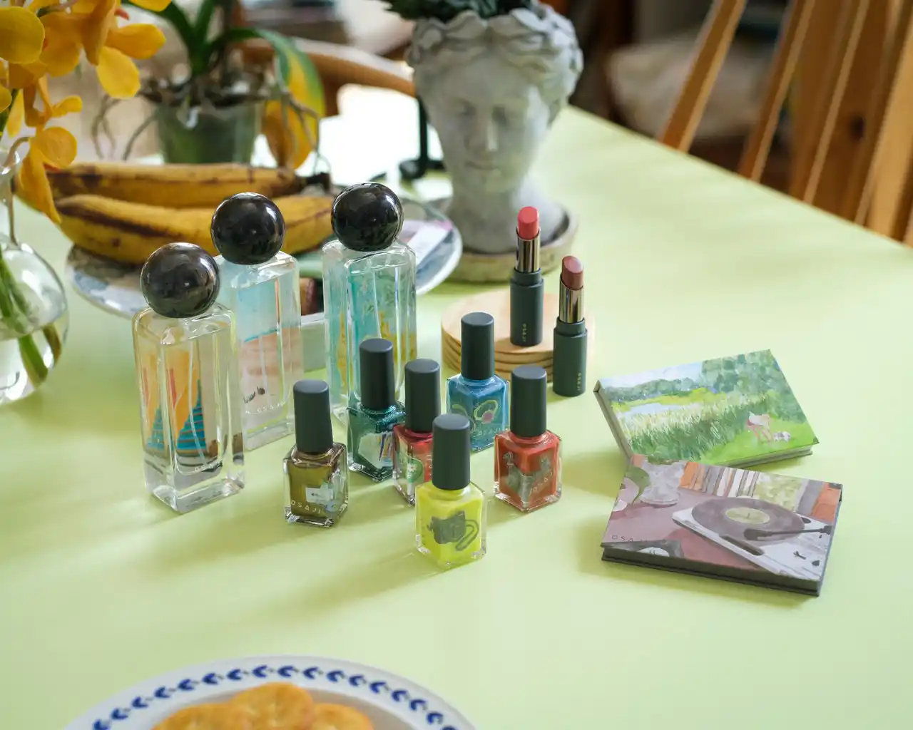 【リリース】OSAJI（オサジ）より、2025 HOLIDAY MAKEUP COLLECTIONが2025年10月22日（水）より数量限定発売。