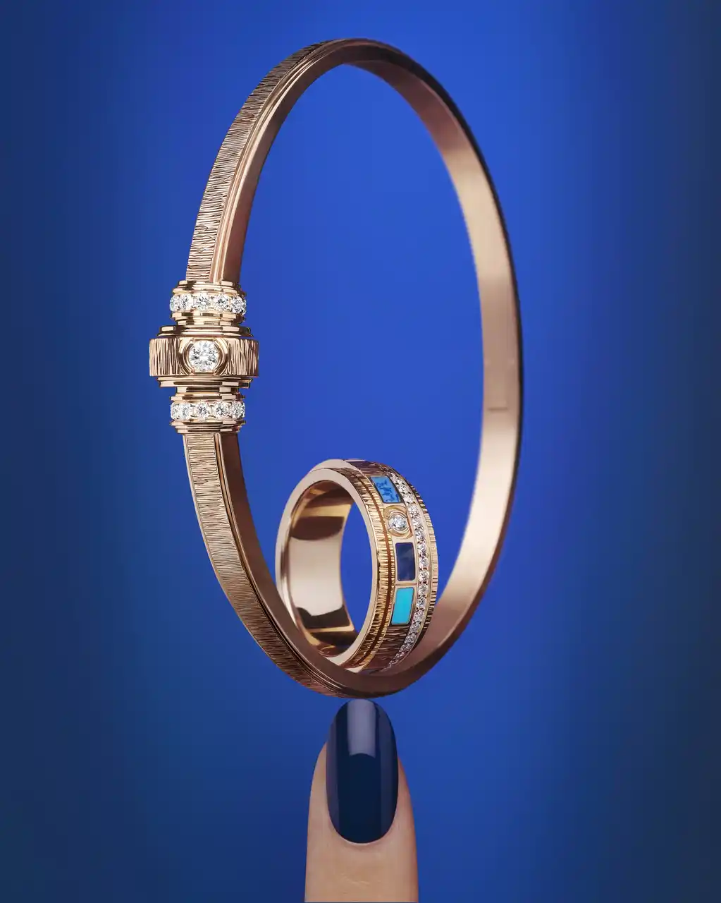 ピアジェ、新作「ポセション バイブラント パレス」を発表