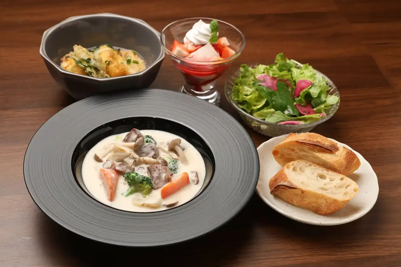 【那須塩原市役所】 【栃木県那須塩原市 × るるぶキッチン】本州一の生乳生産量を誇る那須塩原市の魅力を堪能！「みるくフェア」を2026年1月4日より期間限定開催