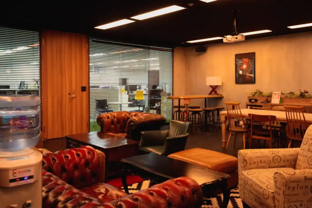 挑戦者がつながる場を創る──株式会社アップス 主催・スポンサー「Apps プレゼンツ BRAVE Connect 交流会 #002」8月28日開催、特別ゲストに“しまやす”氏