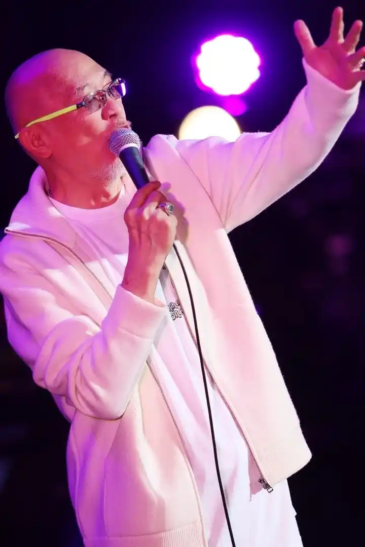 【日本コロムビア株式会社】 フォークシンガー 松山千春1月25日(日)からデビュー50周年イヤーがスタート！配信パートナーとしてU-NEXTが就任過去のライブ映像及びミュージックビデオの配信がスタート