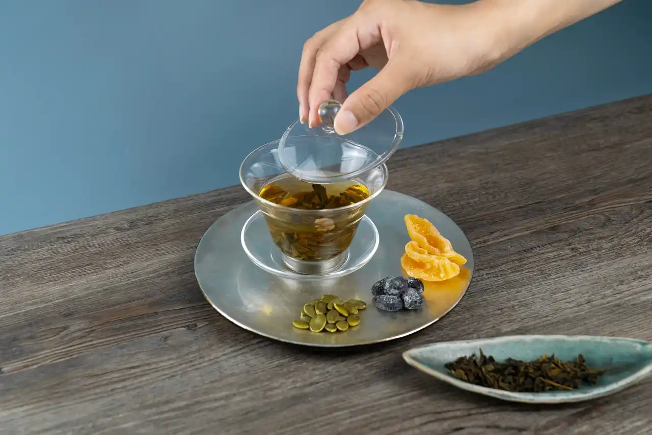 【HARIO株式会社】 透明な蓋碗(がいわん）が映す、茶葉の“瞬間”　HARIO×LUPICIAが拓く新しい中国茶体験