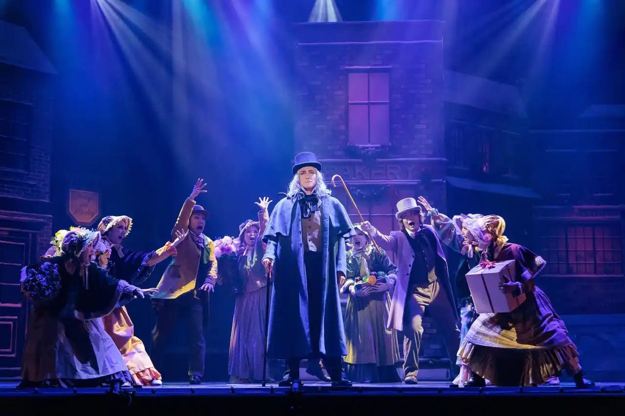 吉田栄作・土屋アンナ・吉田要士出演！ミュージカル『クリスマス・キャロル』～Nation Tour 2025～全国ツアー開幕！！