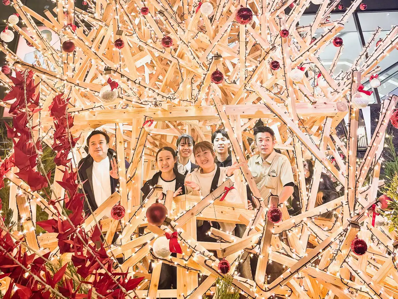 大丸福岡天神店でクリスマスツリー点灯式を開催テーマは「Legacy ～未来に続く、いのちの光～」佐賀県初の自然共生サイト「唐津Farm&Food」も参加し、九州から“ネイチャーポジティブ”を発信