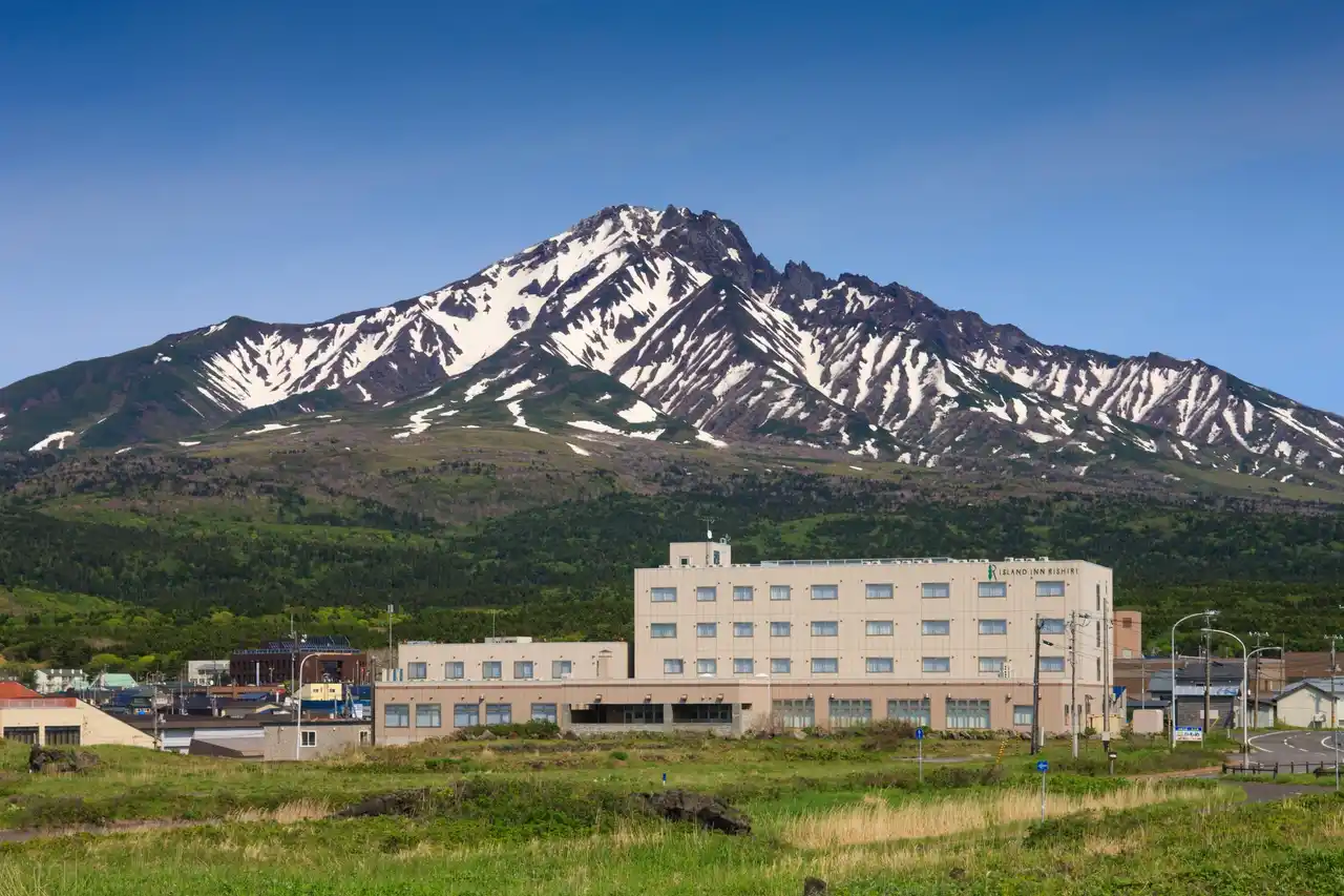 株式会社温故知新、北海道・利尻島の宿泊施設「アイランドインリシリ」を取得