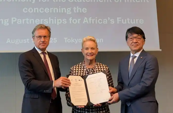 【豊田通商株式会社】 WFP・豊田通商・CFAO、アフリカ開発支援に向けた協力強化を発表