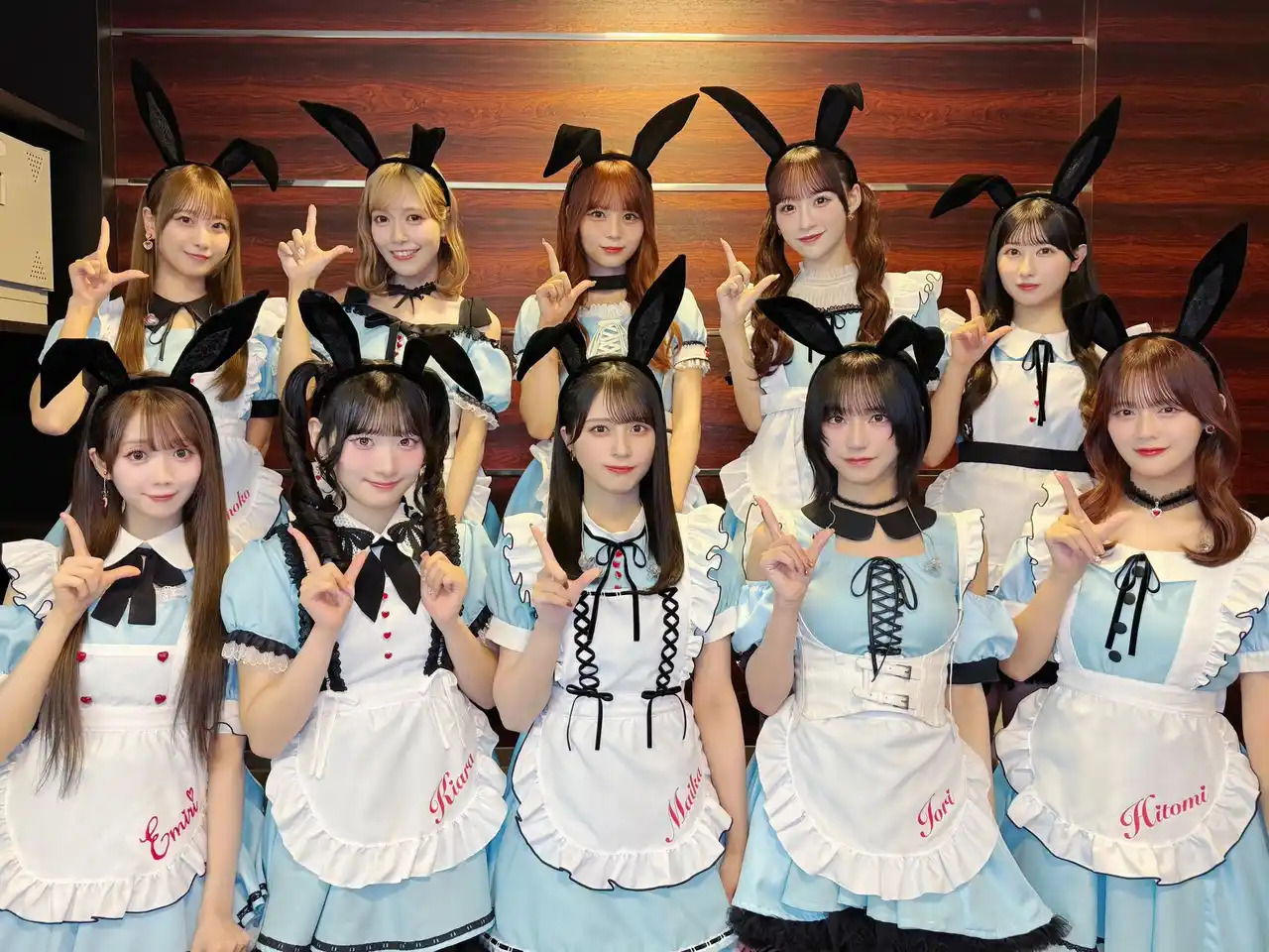 【株式会社ソニー・ミュージックレーベルズ】 =LOVE TBS系「CDTVライブ!ライブ!」におかわり出演し、話題の新曲『ラブソングに襲われる』をフル尺にて披露!!不思議の国をイメージした衣装と間奏での野口衣織による新ダンス披露で大反響!!