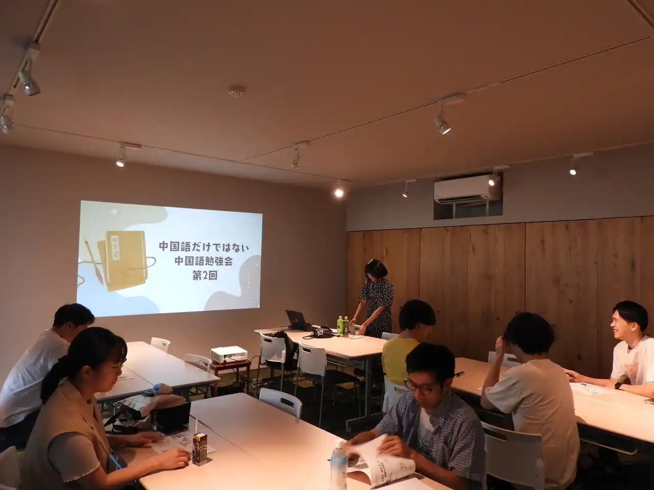 【株式会社関屋リゾート】 言葉と文化がつなぐ接客力　SEKIYA RESORT社内勉強会