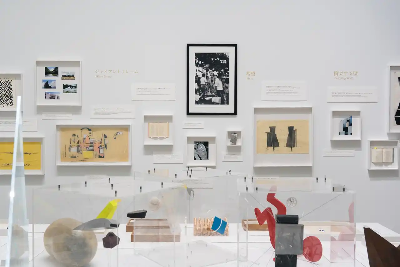 【建築とアートが交差する八ヶ岳の夜へ】中村キース・ヘリング美術館での初の建築展「北川原温　時間と空間の星座」展が開催中