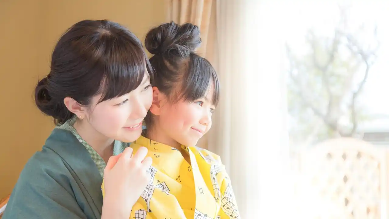 春休み、子どもの感性を解き放つ“旅育”の舞台へ。山形の名湯「日本の宿古窯」、「あつみ温泉萬国屋」で、最大2名のお子様が無料で泊まれる「ファミリー応援プラン」をリリース。