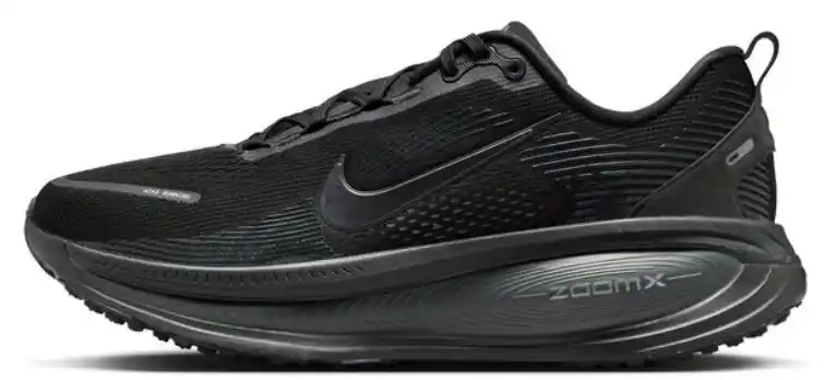 【株式会社エービーシー・マート】 迷ったらこれ。シーンを選ばない新作「トリプルブラックシューズ」特集