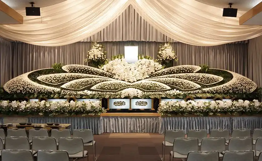 実際の花祭壇施行画像