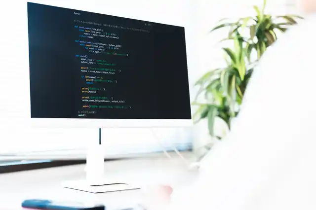 【株式会社帝国データバンク】 人手不足続くソフトウェア業、倒産件数が昨年に並び過去10年で最多ペース　パッケージソフトウェア業の2025年度の倒産は過去最多の見込み