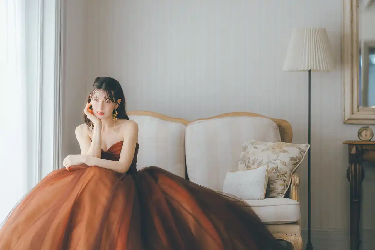 【ワタベウェディング株式会社】 ウェディング衣裳ブランド「genicoco（ジェニーココ）」より新作ドレス6デザイン、タキシード2デザインを発表