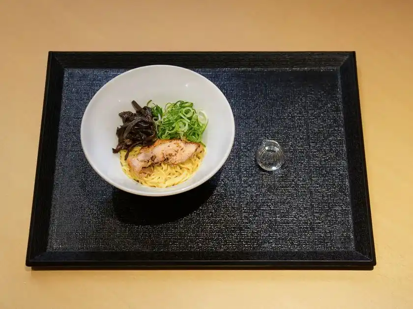 1日分のオメガ3・MCTオイルが摂れるまぜそば