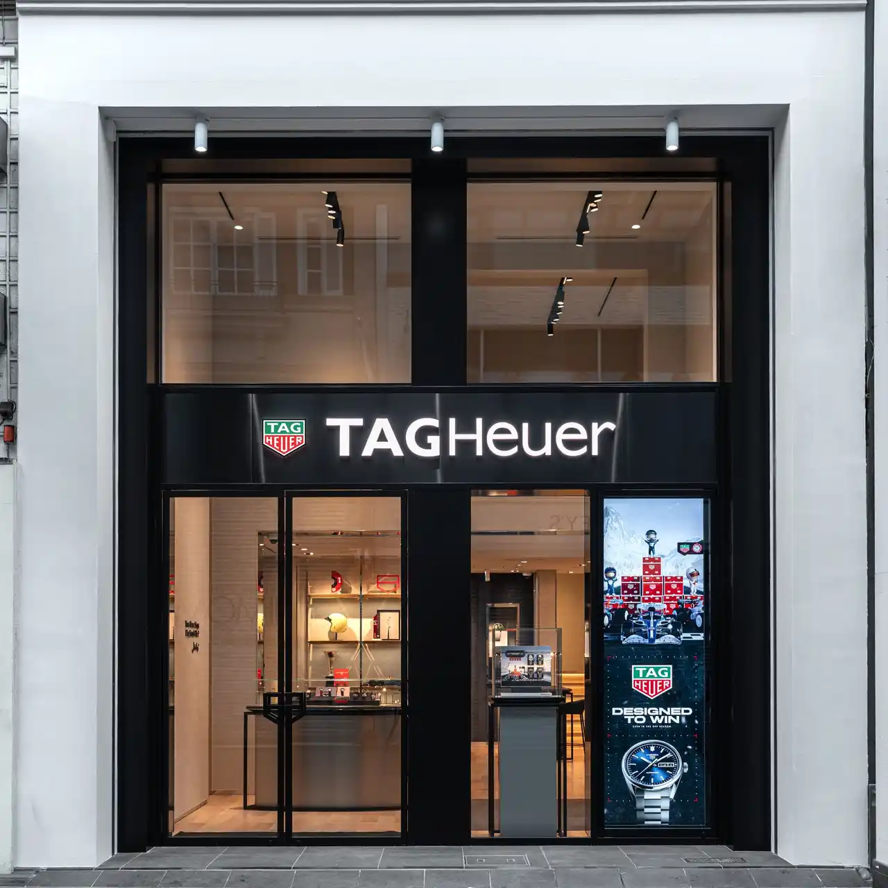 【LVMHウォッチ・ジュエリー ジャパン株式会社 タグ・ホイヤー】 タグ・ホイヤー、 「タグ・ホイヤー 広島」を12月21日（日）にリニューアルオープン