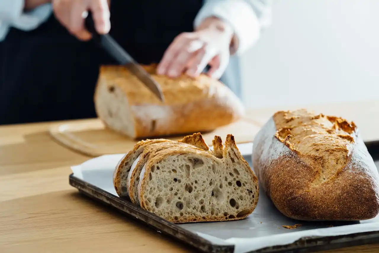 【株式会社浅野屋】ブランジェ浅野屋新章へ。ロゴや主要商品を一部リニューアル