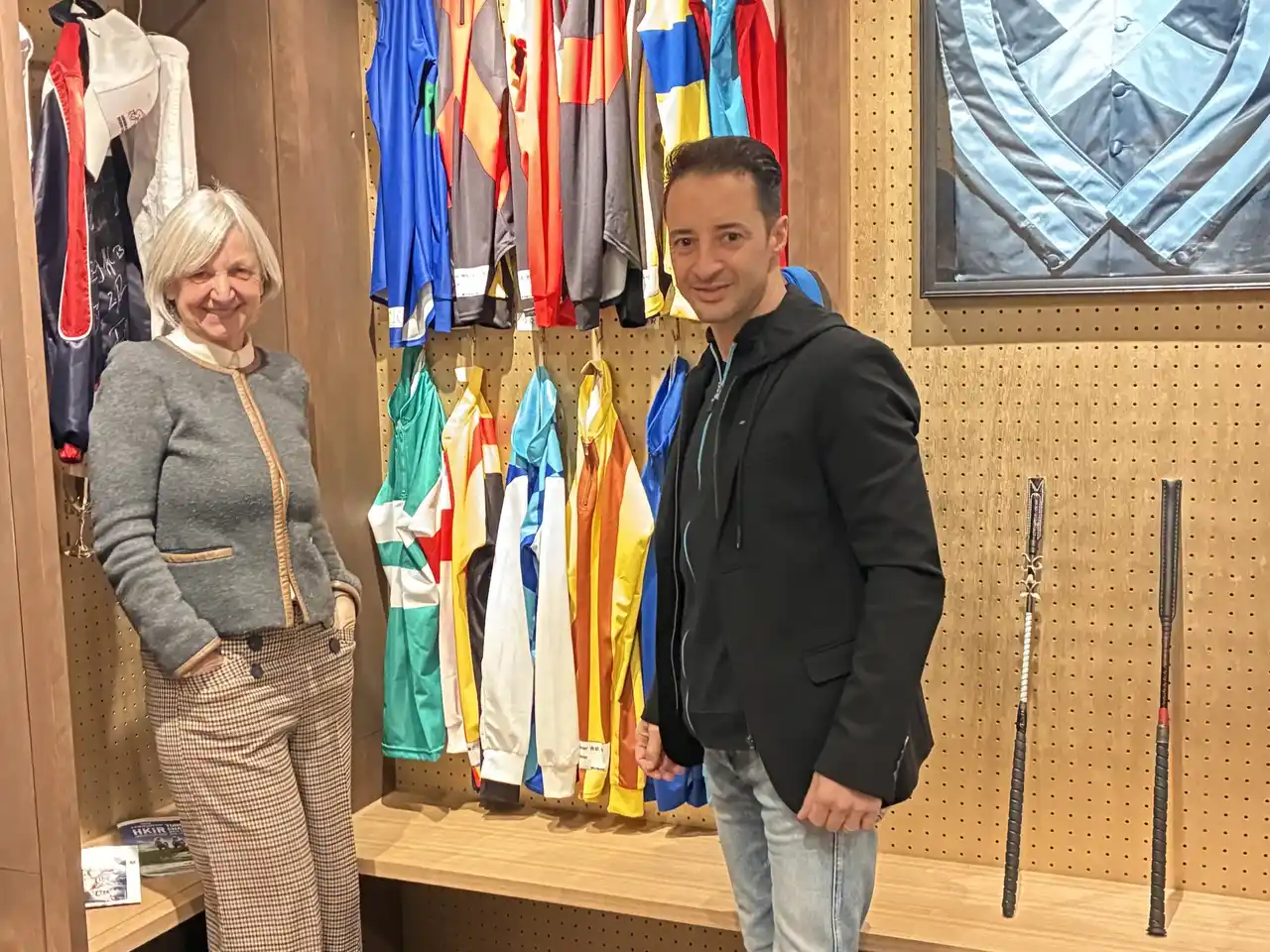 【ルメール騎手が手がけるファッションブランド CL by C.ルメール】駐日フランス大使がCL Fashion & Cafeを訪問