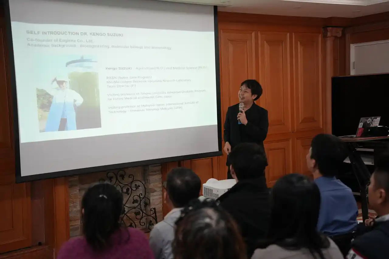 スペースシードホールディングス代表・鈴木健吾が台湾の統園企業股份有限公司にて、微細藻類を用いた抹茶代替飲料「MATCHA NOVA」に関する講演を実施