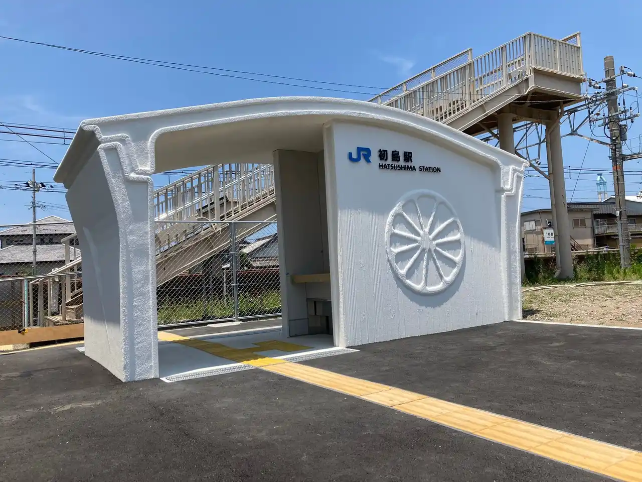 【JR西日本】 【鉄道駅舎として世界初】初島駅３Dプリンター駅舎 ご利用開始日について