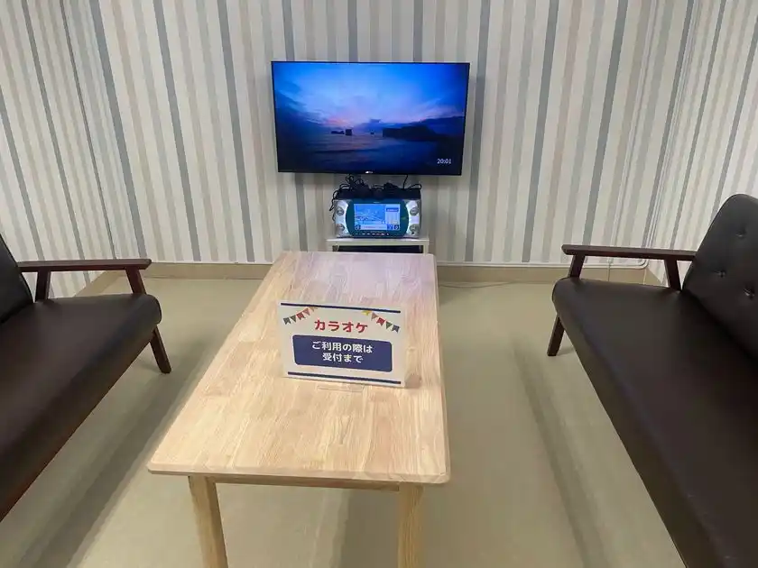カラオケも追加料金なし