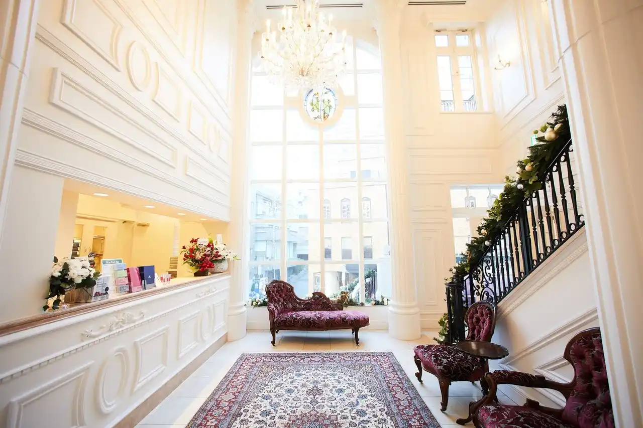 【麻生美容クリニックグループ】 「歯がボロボロでも、人生はやり直せる」美容医療×歯科医療の異例タッグ誕生