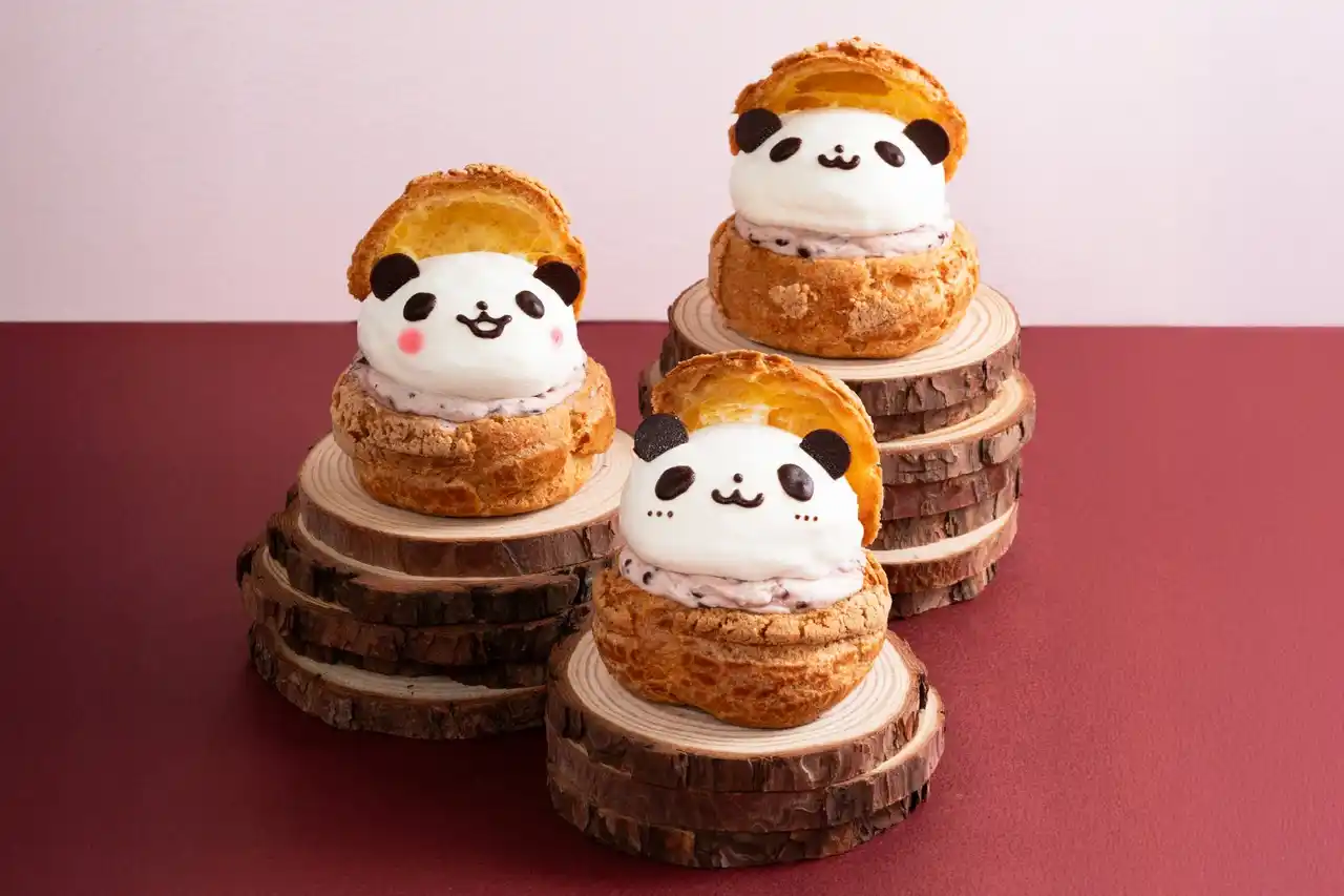 【東和フードサービス株式会社】 【椿屋珈琲・ダッキーダック】魅力たっぷり！「小倉ホイップのパンダシュークリーム」が誕生！