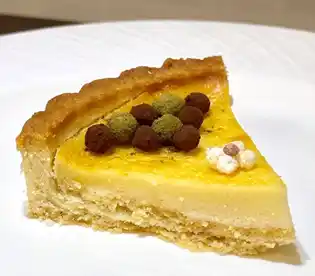 【大阪工業大学】召しませ 多彩な色と香りのパウダーカプセル