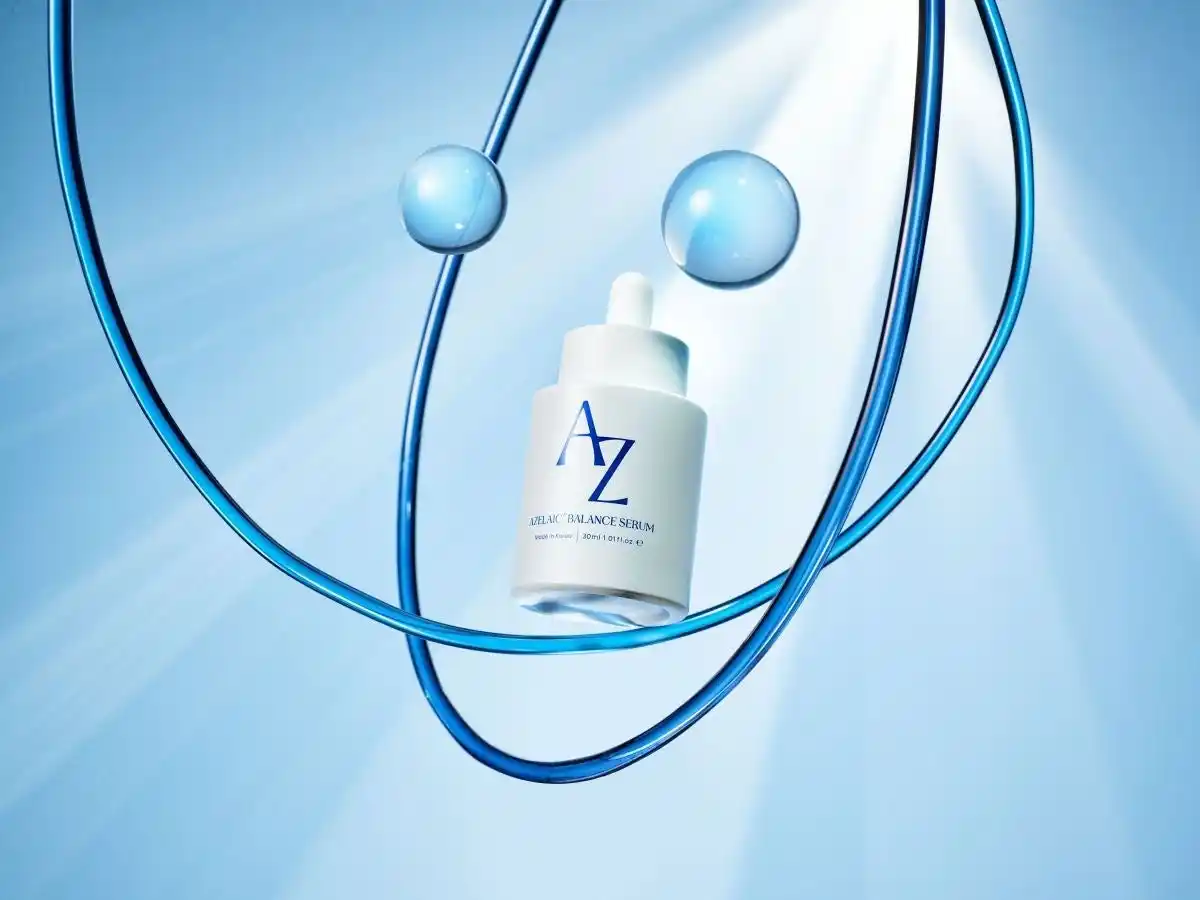 【daiya co.,ltd】 肌荒れを繰り返してしまう大人のゆらぎ肌*¹へ。自由な発想のビューティブランド〈mgb skin〉から、トラブル*²を抱えやすい繊細な肌に配慮した、アゼライン酸*³美容液が登場。