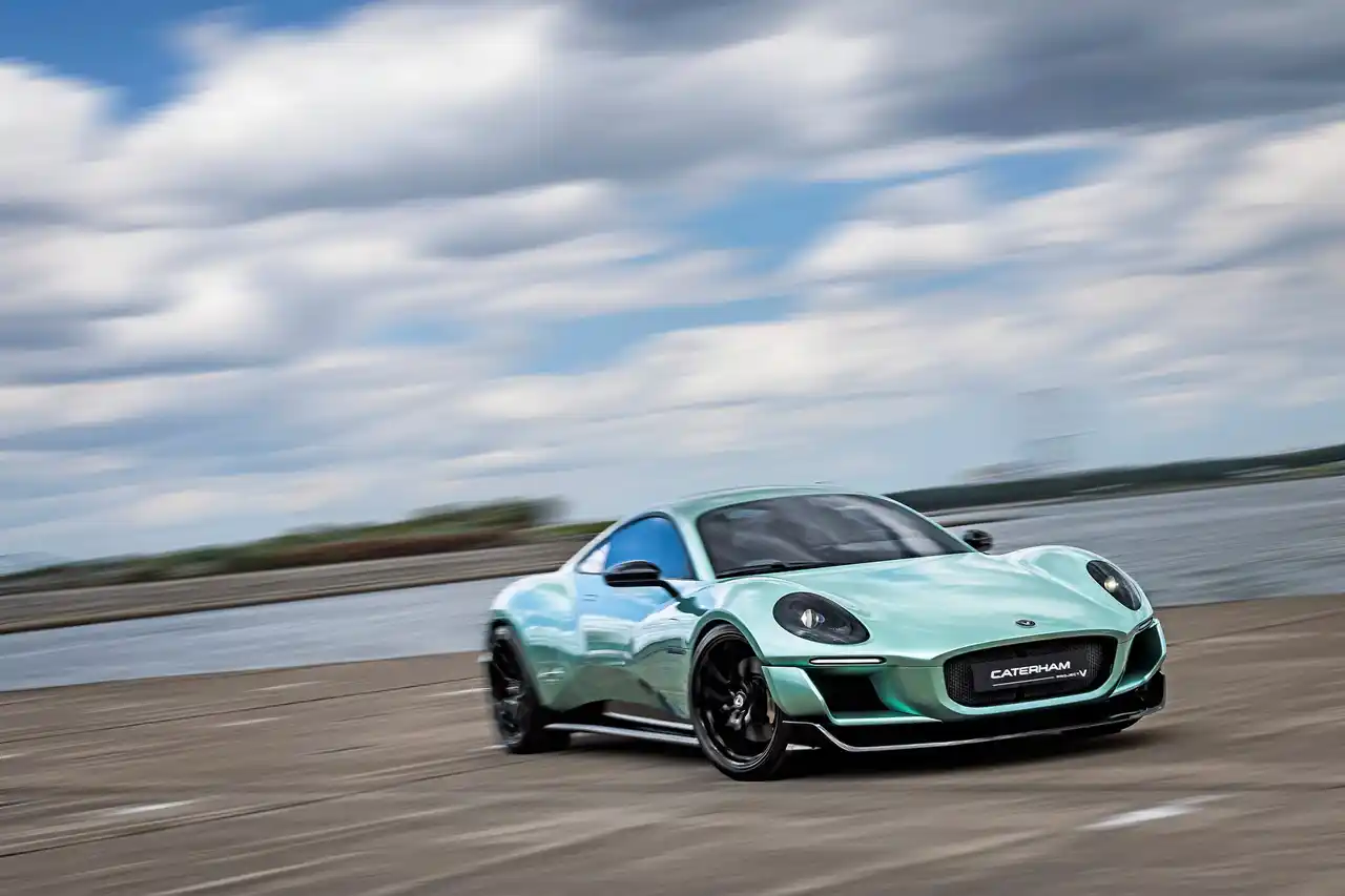 【株式会社エッチ・ケー・エス】 HKS、英ケータハム社の新型EV「プロジェクトV」に開発支援