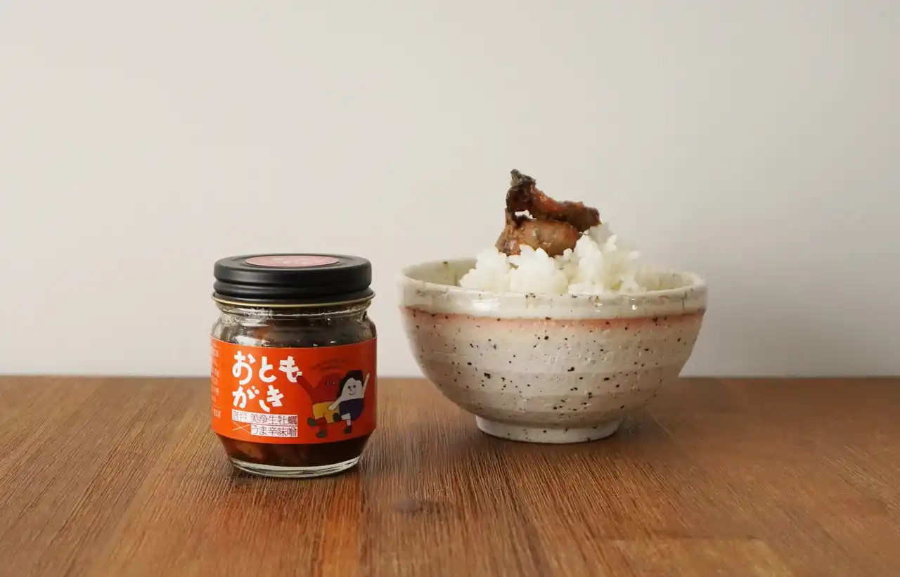 半島の食材を全国へ。希少な広島県産牡蠣を活用したご飯のお供、「おともがき」発売開始