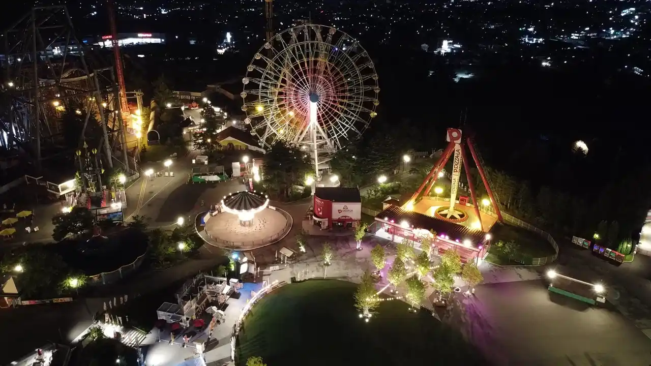 話題沸騰中のイベント再開催決定！夜の遊園地貸切り大合コン「富士急ナイト」