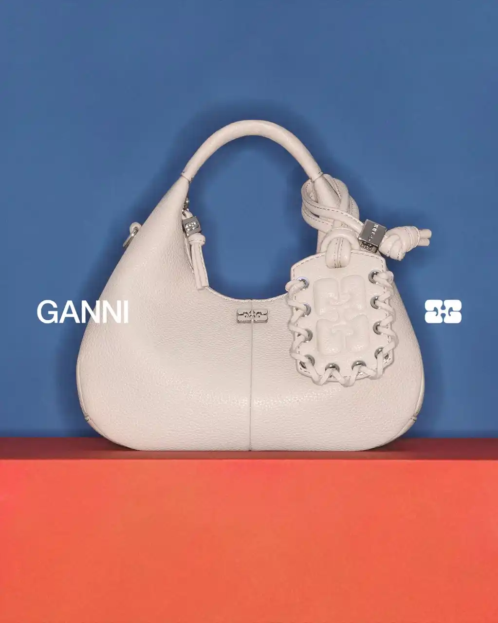 2025年秋冬、GANNIから新たなアイコンアイテムMini Hobo Bagが発売