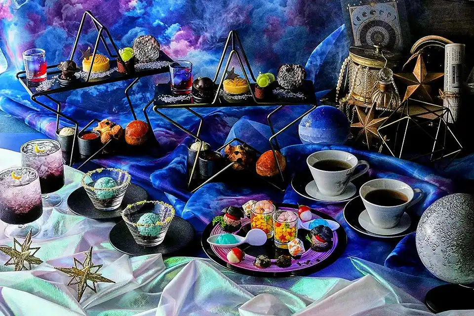 【SHIBUYA STREAM HOTEL】渋谷の星空を味わう！星をテーマとしたアフタヌーンティーを9月限定開催「土星ショコラ」や「マジックアワーソーダ」で星空を表現！