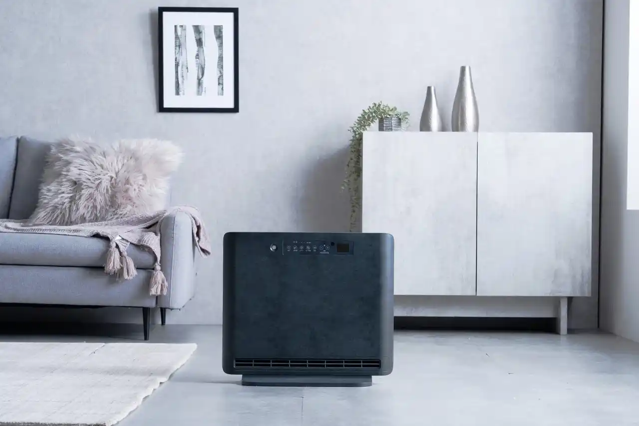 【タンスのゲン】 お部屋に置きたくなる！デザインセラミックヒーター登場 Wセンサー搭載の安心設計でデザインと機能を両立