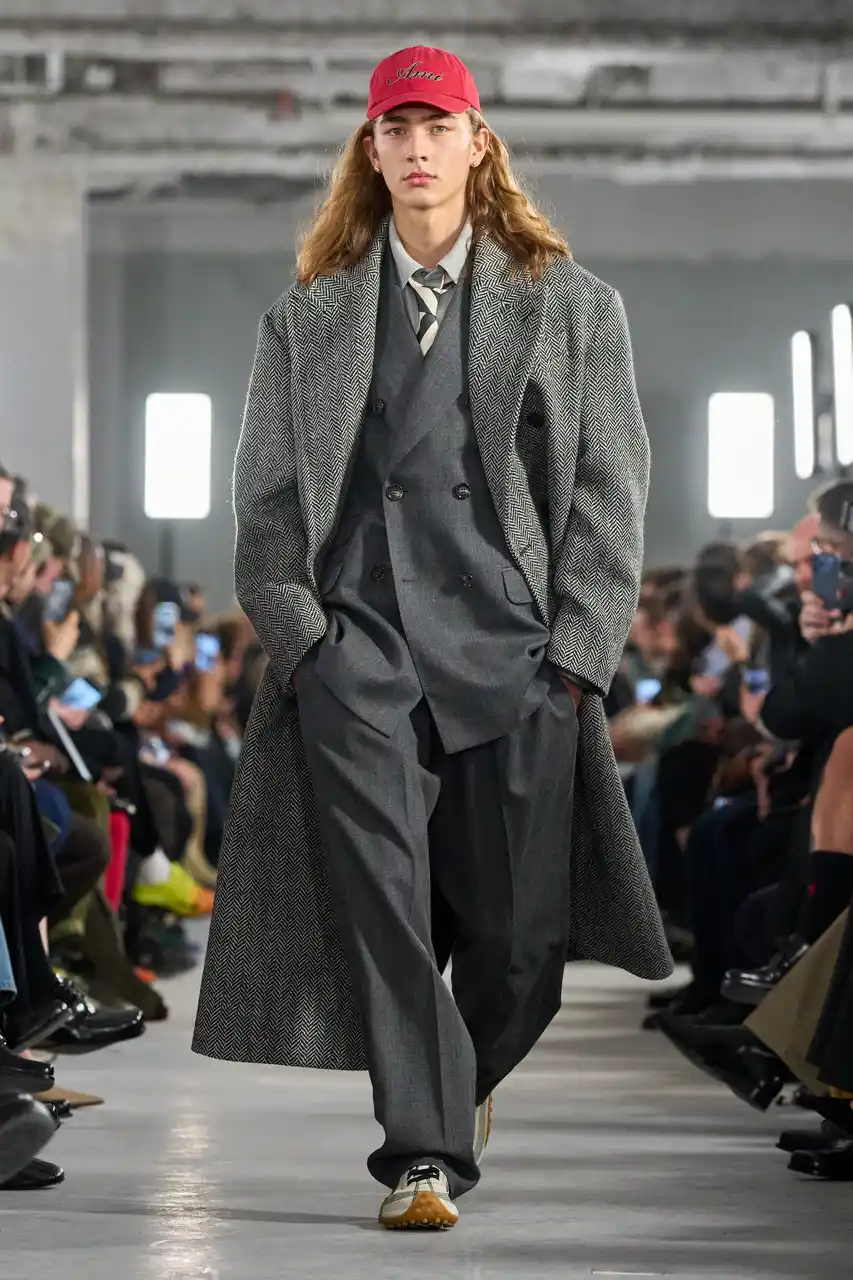 Ami Paris 2026年秋冬メンズ＆ウィメンズコレクションを発表