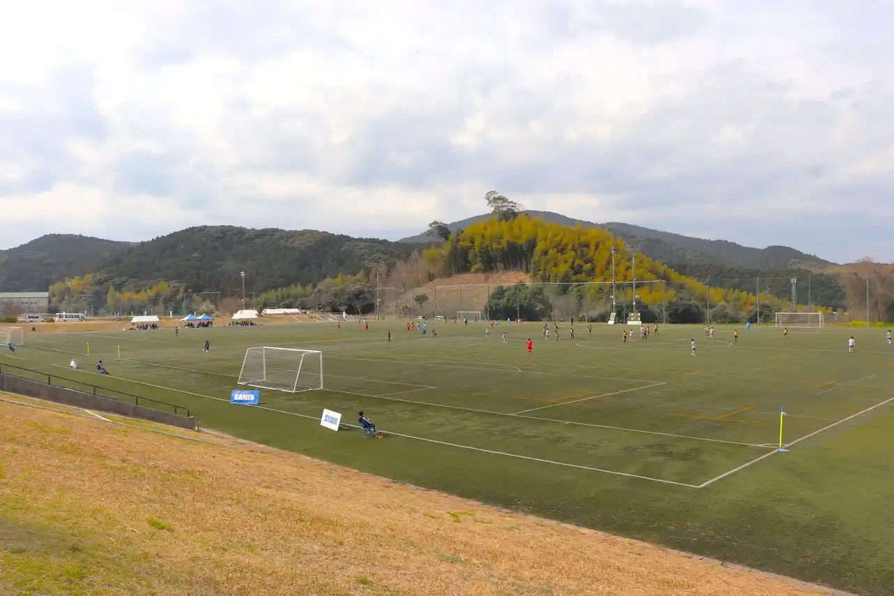 【株式会社 堺整骨院】 堺整骨院グループが「サニックス杯U-17女子サッカー大会2026」に、救護トレーナーとして参加しました！