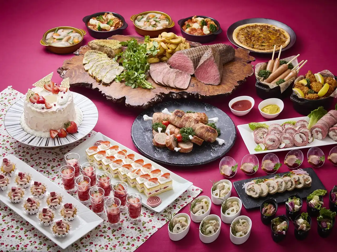 【ロイヤルパークホテル】肉の魅力に出会う祭典「MEET the MEAT BUFFET」を「シンフォニー」にて1/9より開催。