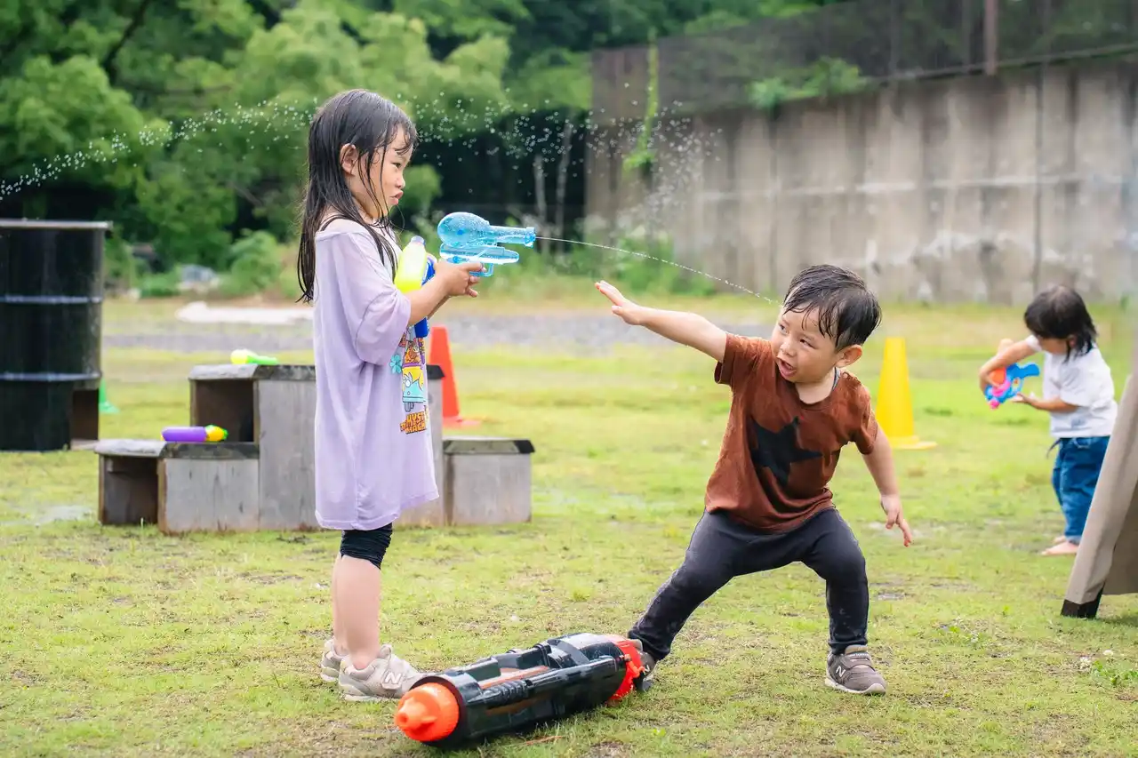 【愛知県一宮市】プールサイドバーベキュー！かき氷でひんやり、プールでびしょぬれ！家族の夏休みは“水遊び×バーベキュー”で宴の時間だ
