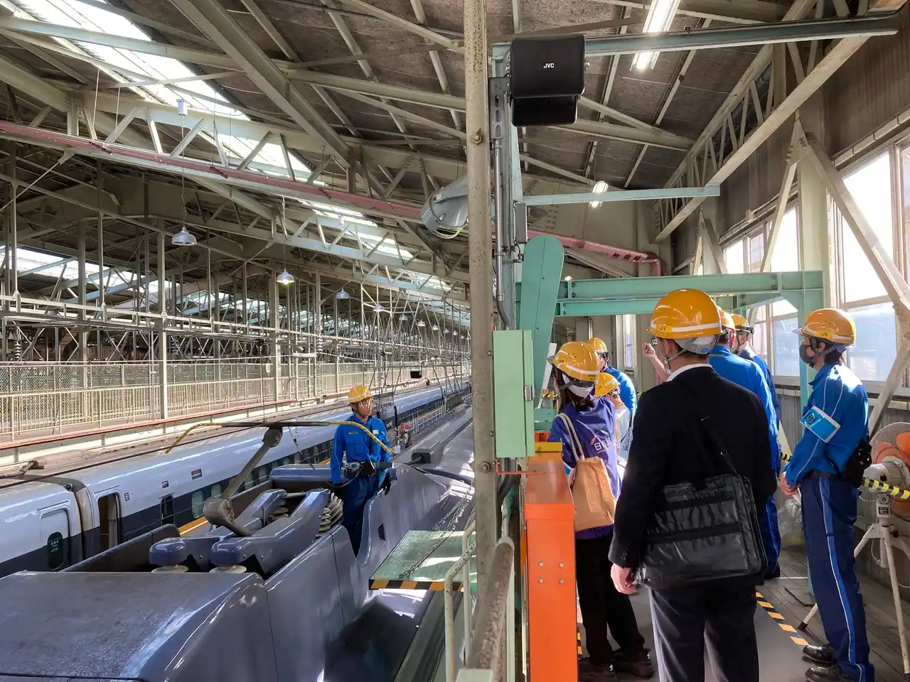 【JR西日本】 【ふるさと納税返礼品】現役車両整備士がご案内！～新幹線車両所見学ツアー～