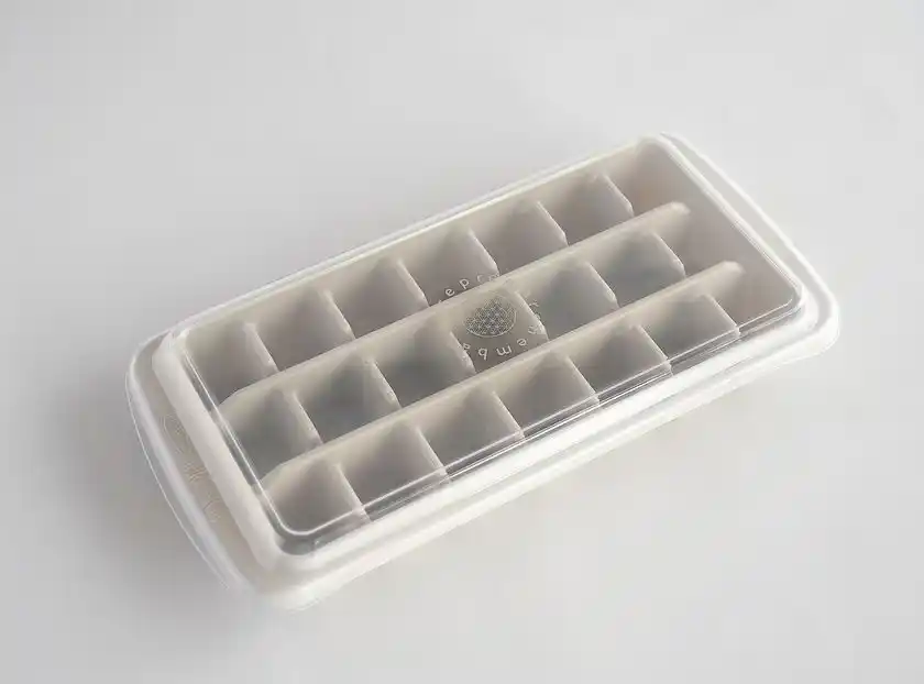 夏場の氷の保存も「エンバランス」で安心！「アイス＆小分けトレー」が新登場