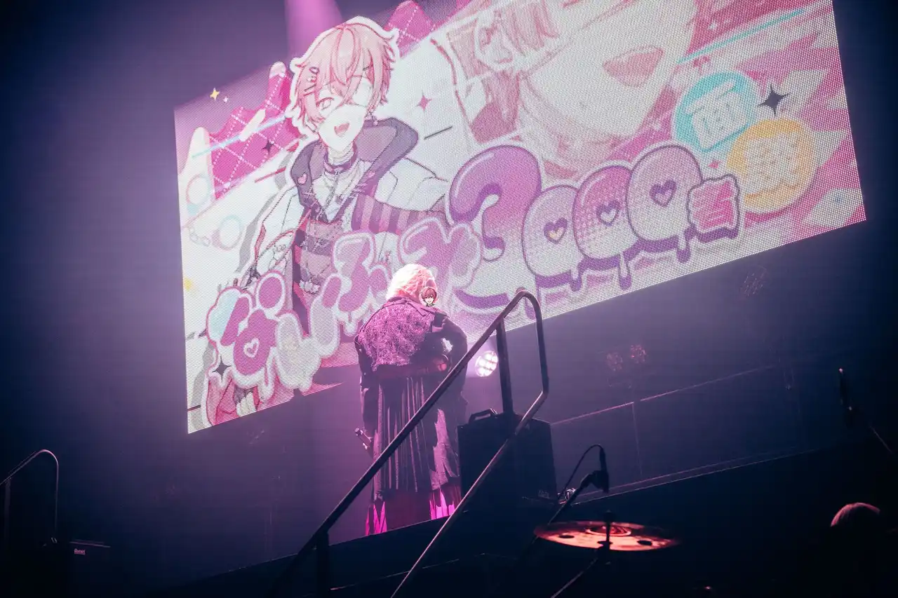 【株式会社VOISING】 2.5次元アイドルグループ「いれいす」ないこ、豊洲PITを“真っピンク”に染め上げた一夜。2ndソロライブで魅せた「夢・恋・影」